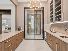10426 Memorial Drive, Houston TX 77024