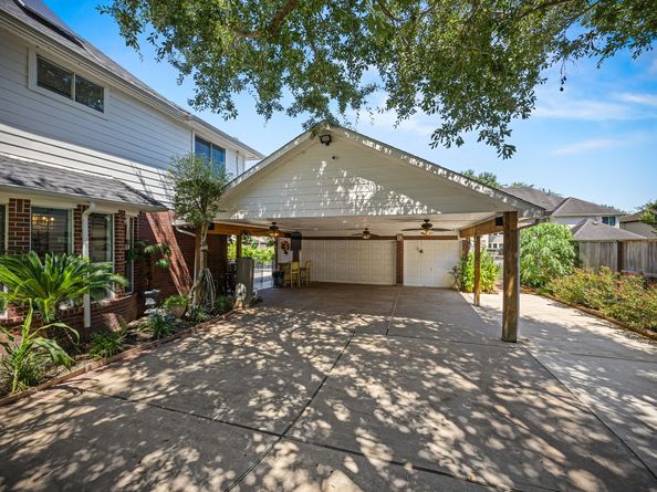 711 Oyster Creek Drive, Sugar Land TX 77478