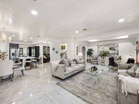 711 Oyster Creek Drive, Sugar Land TX 77478