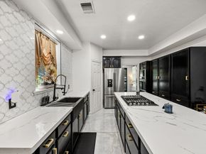 711 Oyster Creek Drive, Sugar Land TX 77478