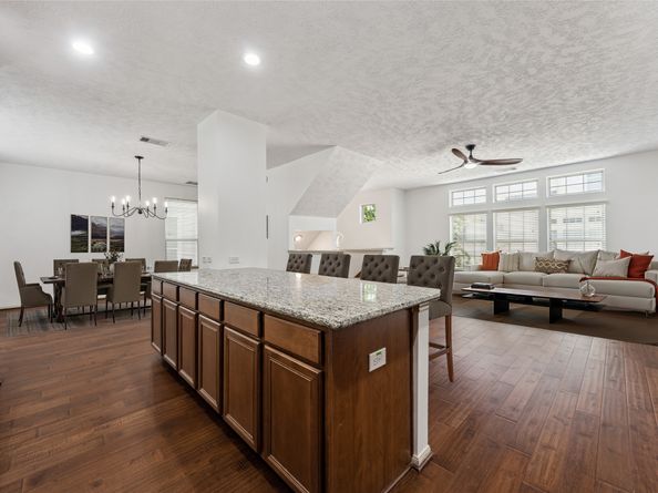 3324 Masters Point Drive, Houston TX 77091