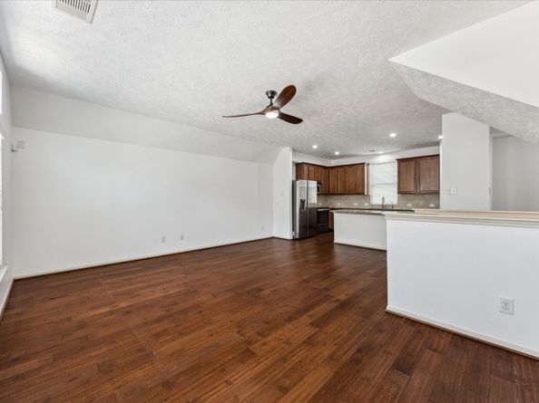 3324 Masters Point Drive, Houston TX 77091