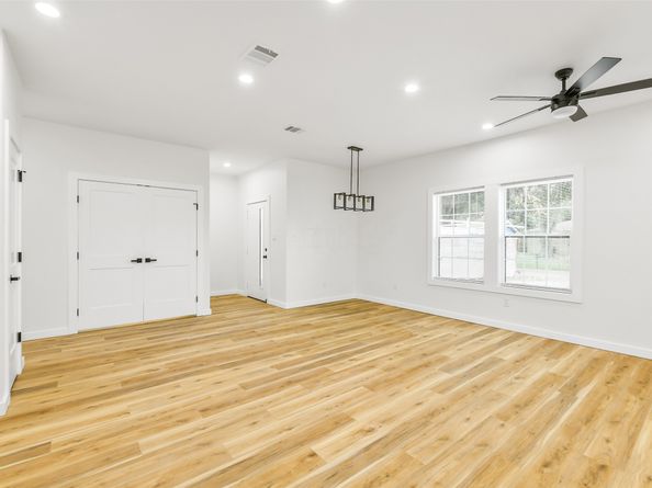 6103 Cavalier Street, Houston TX 77087
