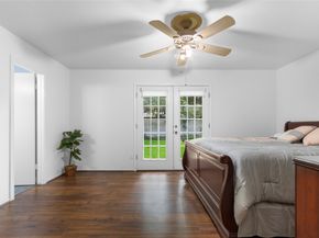 10719 Burgoyne Road, Houston TX 77042
