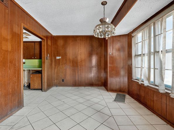 7523 Glenhill Road, Austin TX 78752