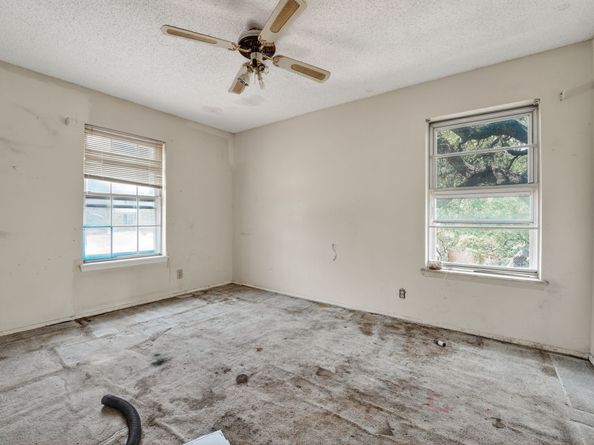 7523 Glenhill Road, Austin TX 78752