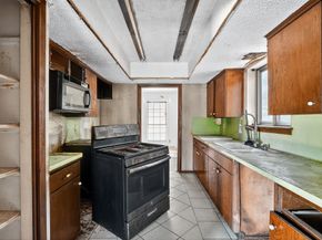 7523 Glenhill Road, Austin TX 78752