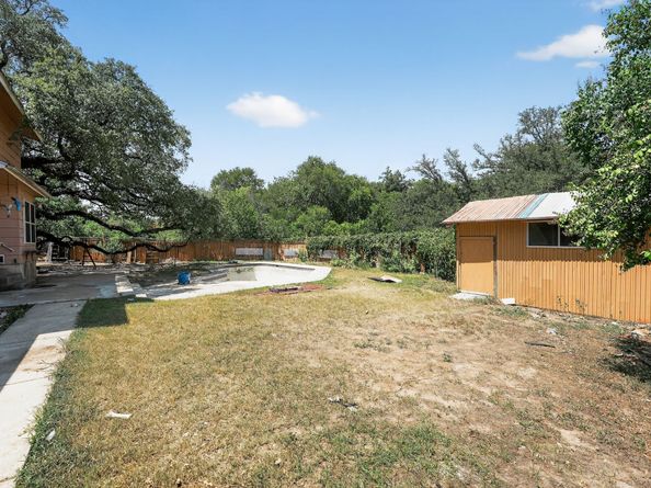 7523 Glenhill Road, Austin TX 78752