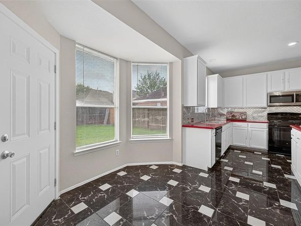 8419 Spotslyvania Ln, Houston TX 77083