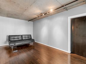 2000 Bagby St Street 13430, Houston TX 77002