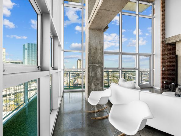 2000 Bagby St Street 13430, Houston TX 77002