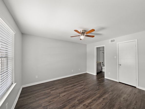 10837 Braes Bend Drive, Houston TX 77071