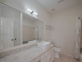 192 Wilcrest Dr Drive 192, Houston TX 77042