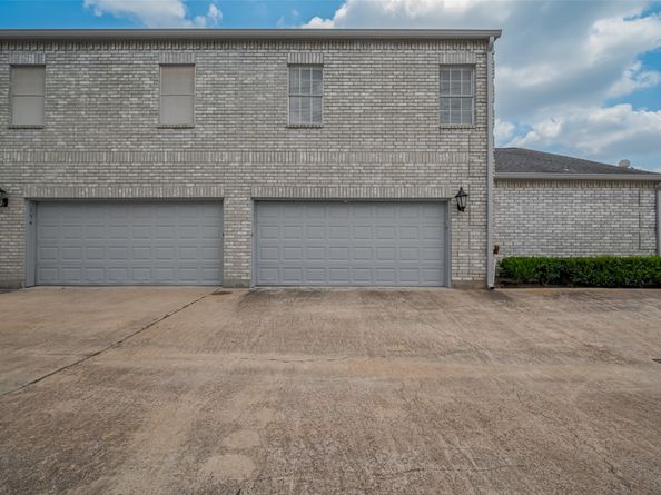 192 Wilcrest Dr Drive 192, Houston TX 77042