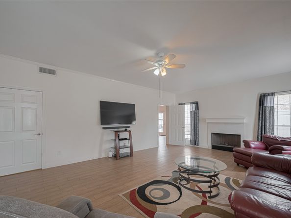 192 Wilcrest Dr Drive 192, Houston TX 77042