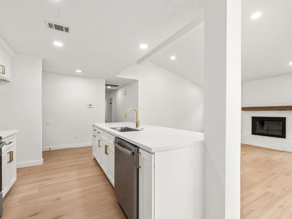 3110 Glade Springs Drive, Houston TX 77339