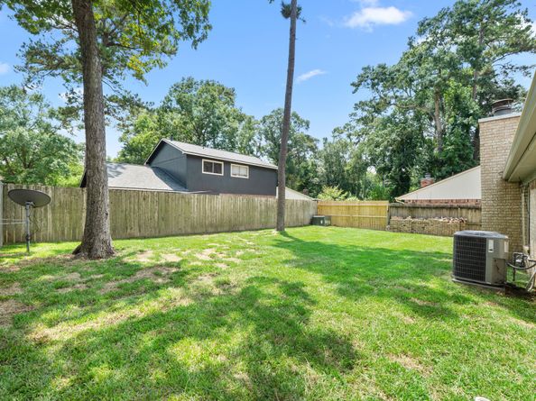 3110 Glade Springs Drive, Houston TX 77339