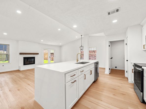 3110 Glade Springs Drive, Houston TX 77339