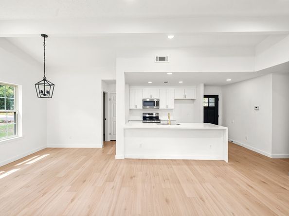 3110 Glade Springs Drive, Houston TX 77339