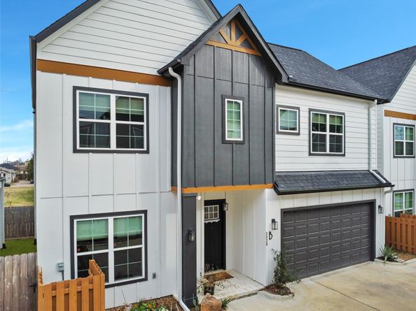 303 Blueberry Street B, Houston TX 77018