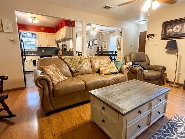 2750 Tinechester Drive, Houston TX 77339