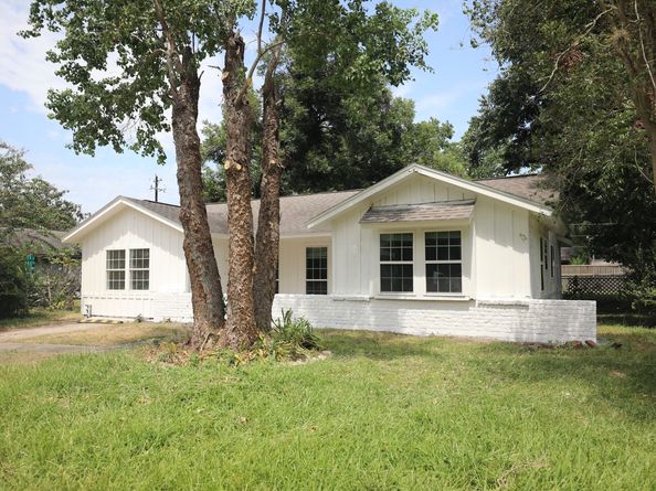 5738 Newquay Street, Houston TX 77085
