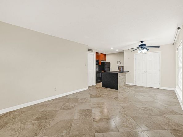 3224 Timmons Lane 130, Houston TX 77027