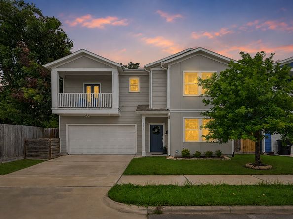 909 E 33rd Street, Houston TX 77022
