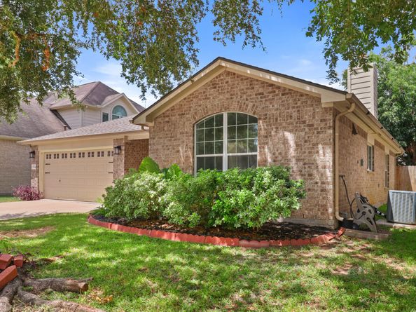 17234 Trace Glen Lane, Houston TX 77083