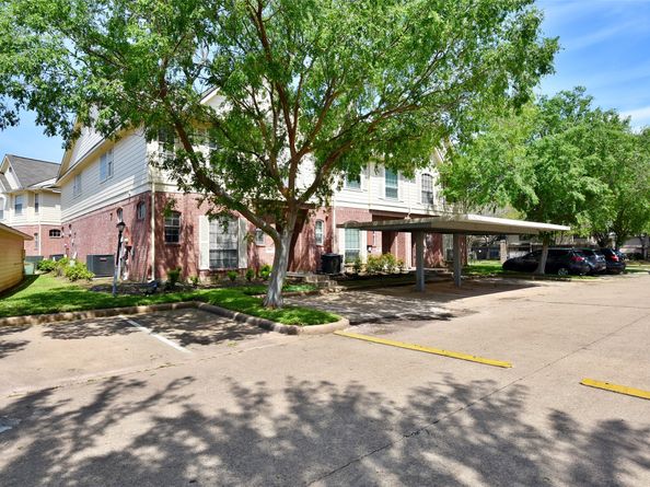 2710 Grants Lake Boulevard K5, Sugar Land TX 77479