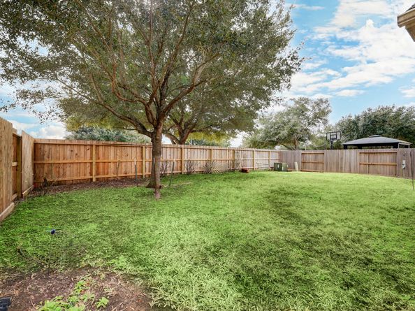 6631 Larocke Trail, Sugar Land TX 77479