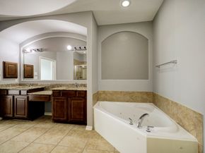 6631 Larocke Trail, Sugar Land TX 77479