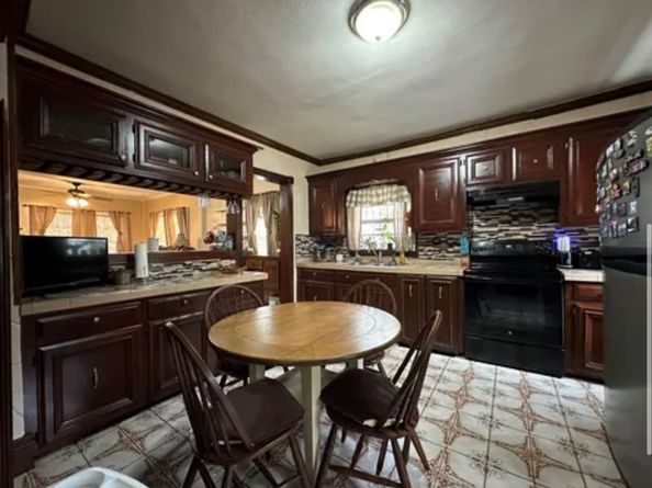 413 S 72 nd   ST, Houston TX 77011