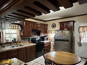 413 S 72 nd   ST, Houston TX 77011