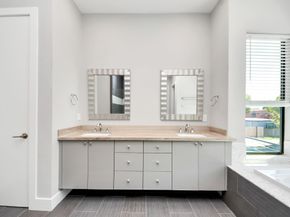 2310 Converse Street, Houston TX 77006