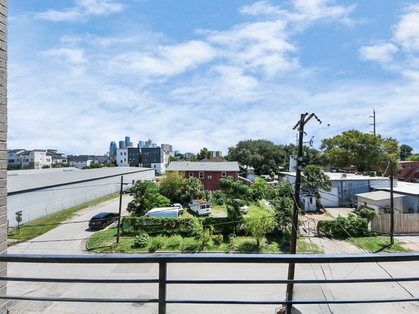 2310 Converse Street, Houston TX 77006