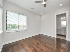 2310 Converse Street, Houston TX 77006