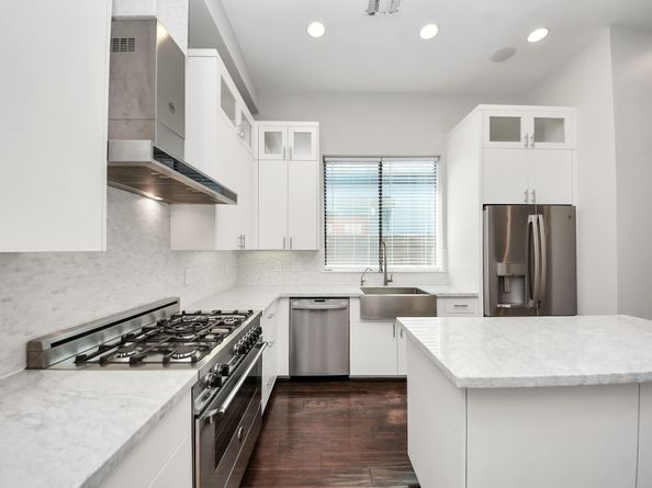 2310 Converse Street, Houston TX 77006