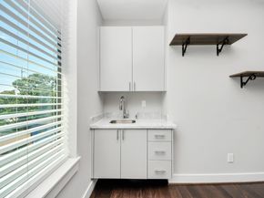 2310 Converse Street, Houston TX 77006