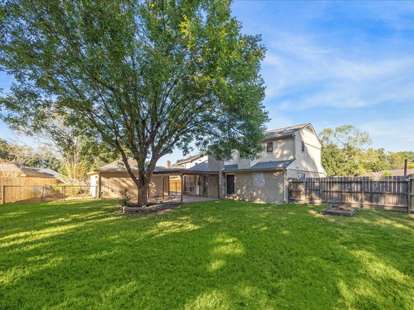 4607 Thistlecroft Drive, Houston TX 77084