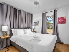 5302 Lindsay Street, Houston TX 77023