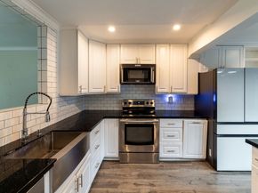 5239 Arboles Drive G, Houston TX 77035