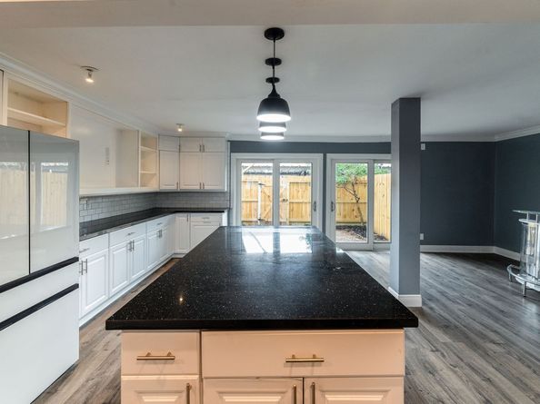 5239 Arboles Drive G, Houston TX 77035