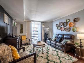 3525 Sage Road 1313, Houston TX 77056