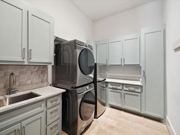 3228 Bammel Lane, Houston TX 77098