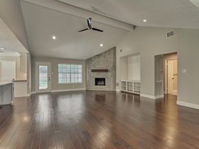 47 W Torch Pine Circle, The Woodlands TX 77381