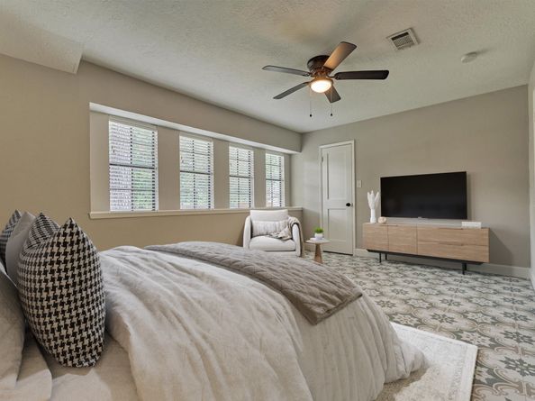 47 W Torch Pine Circle, The Woodlands TX 77381