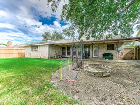 11204 Sagecountry Drive, Houston TX 77089