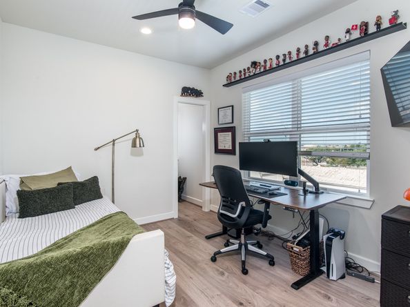 4919 Avenue J, Houston TX 77011