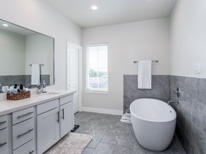 4919 Avenue J, Houston TX 77011